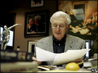 John Seigenthaler Sr, AP