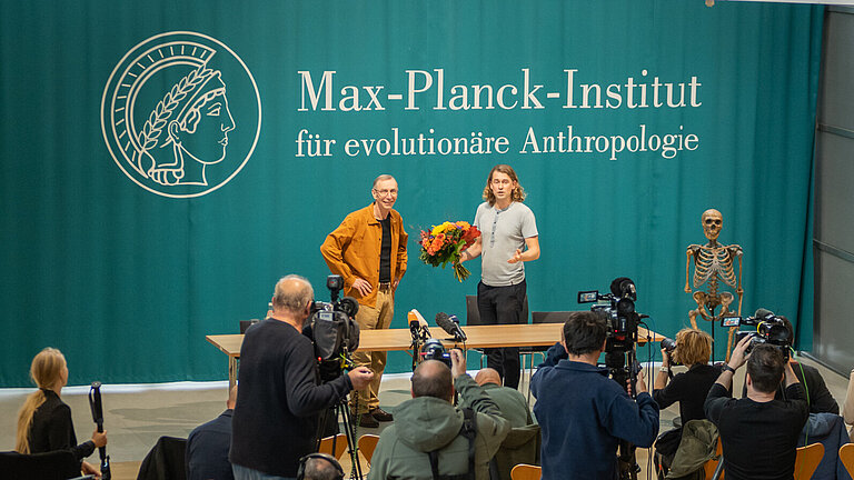 Photo of the press conference after Svante Pääbo received the Nobel Prize