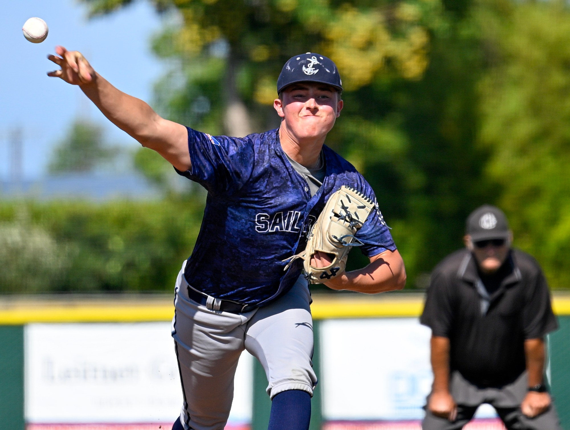 Newport Harbor’s Keaton Anderson (21) pitches during a Sunset League game against Los Alamitos on Wednesday, April 1, 2026. (Photo by Jeff Antenore, Orange County Register/SCNG)
