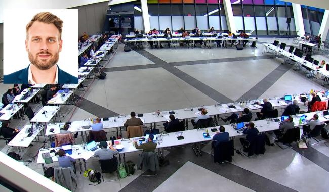 Diminuer le nombre de conseillers communaux? Mons vote "oui" à l'unanimité