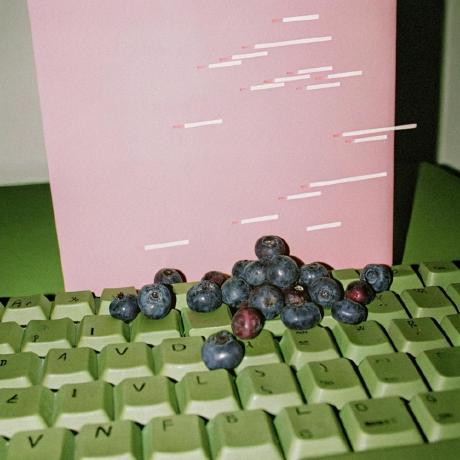 @bloo-berries