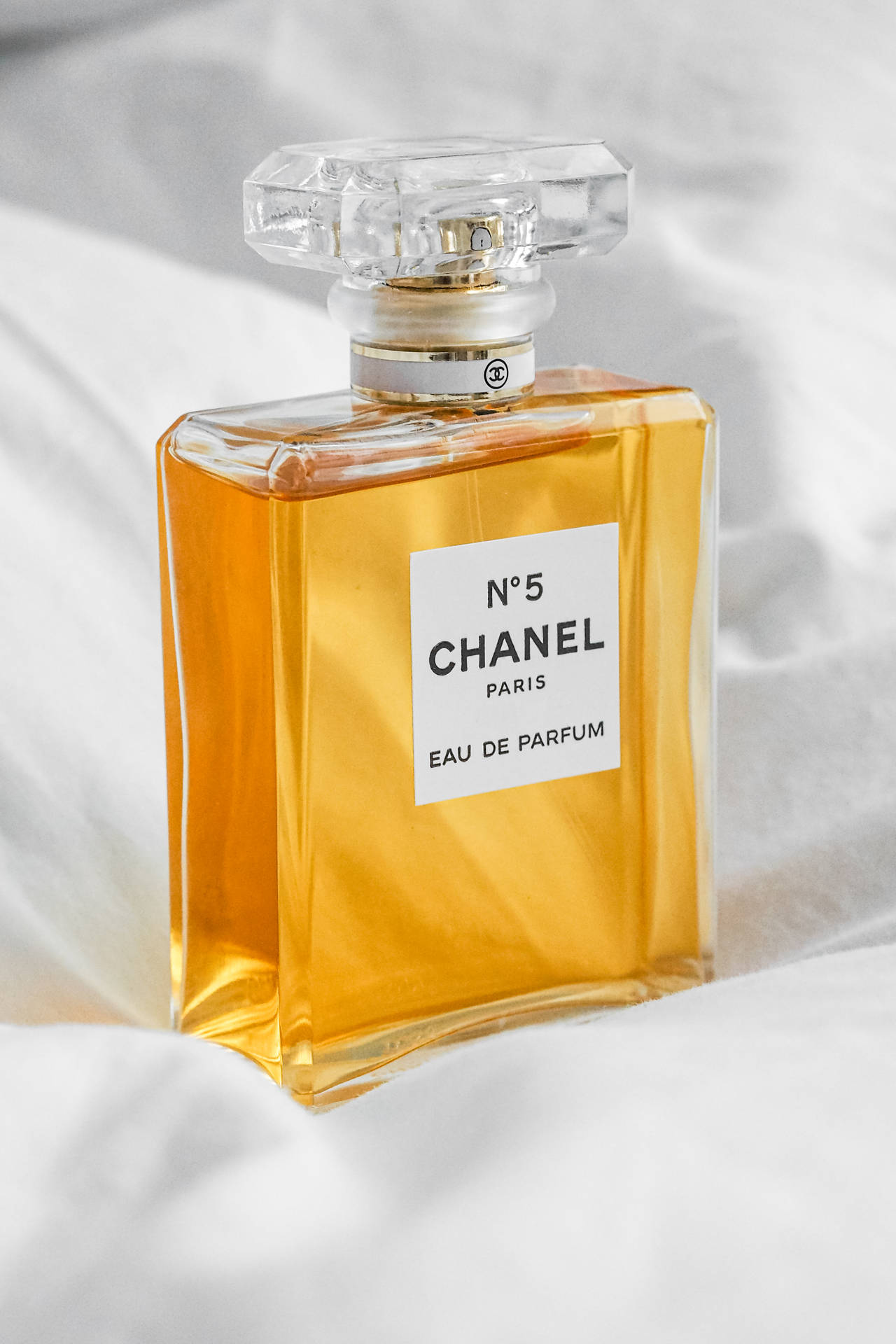 Chanel No. 5 Perfume Close-Up Wallpaper