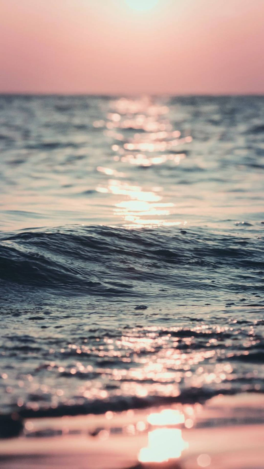 iPhone XS Ocean Golden Sunrays Wallpaper