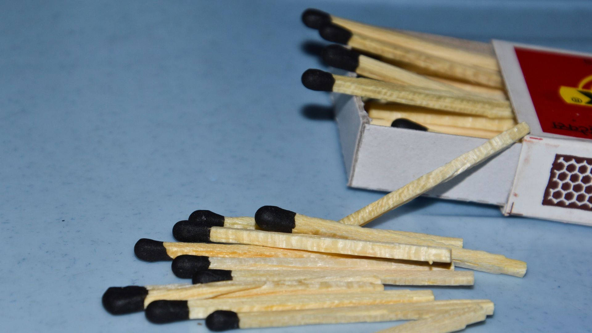 Übereinstimmungenaus Einer Streichholzschachtel. Wallpaper