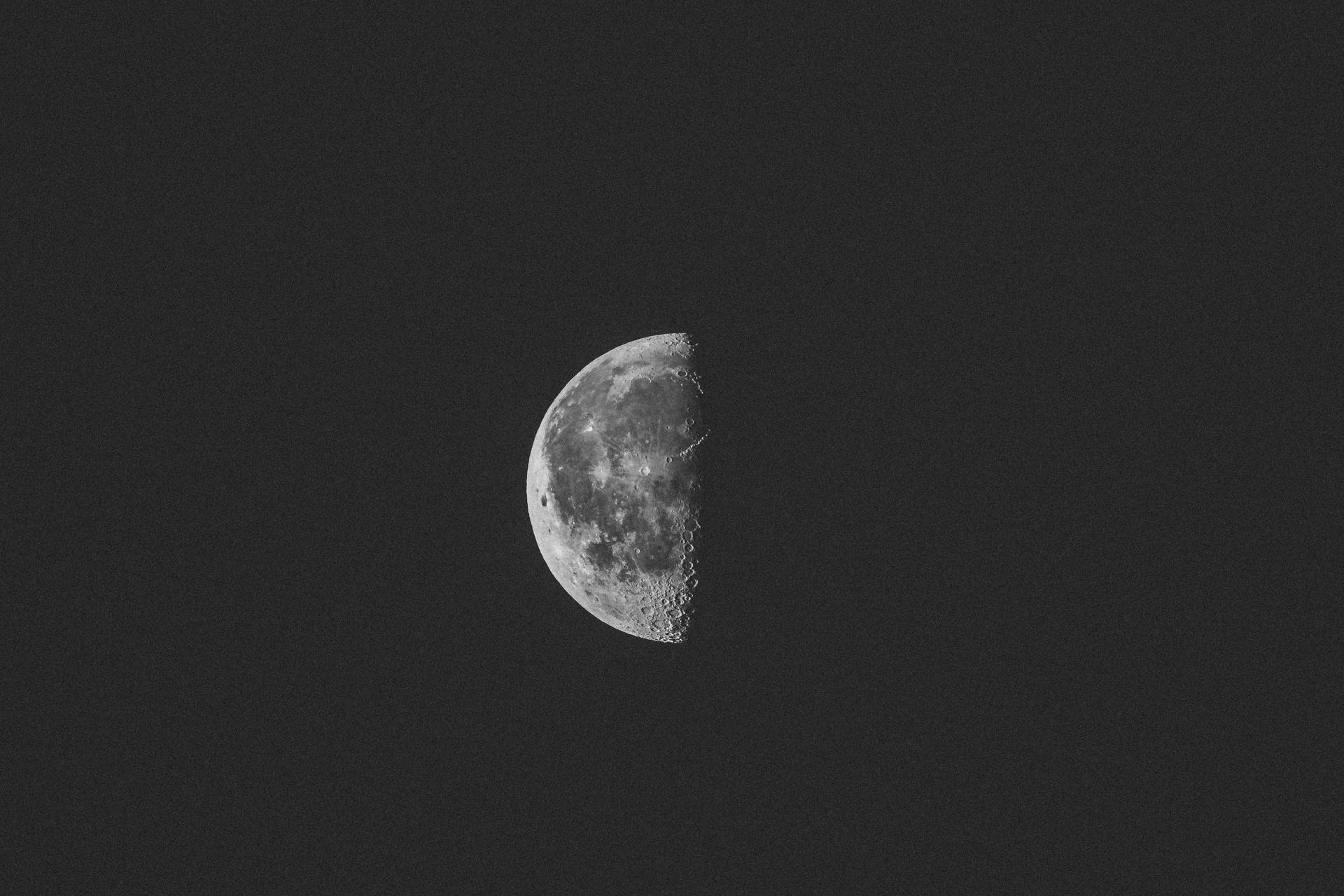 Moon 4K Half Moon In Darkness Wallpaper