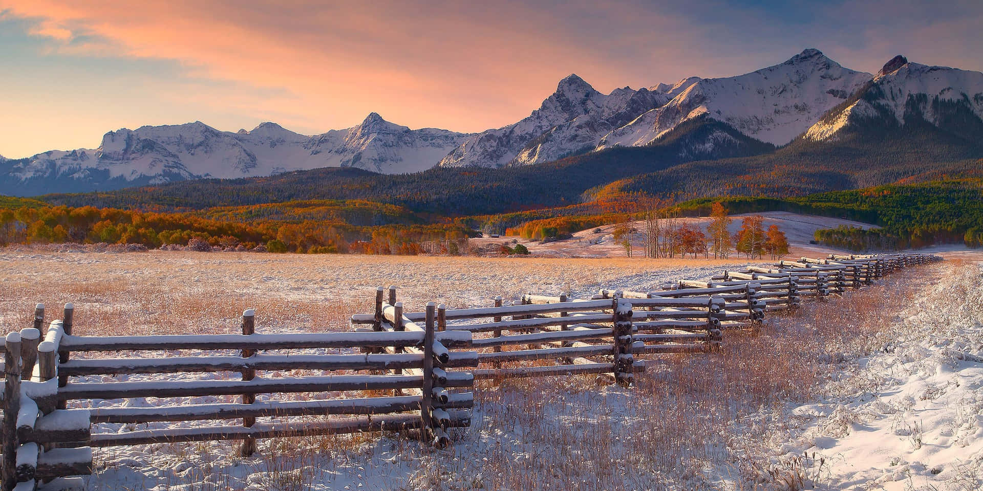 Estatranquila Finca En El Campo Es El Lugar Perfecto Para Escapar Del Ajetreo Y Bullicio De La Vida En La Ciudad. Fondo de pantalla