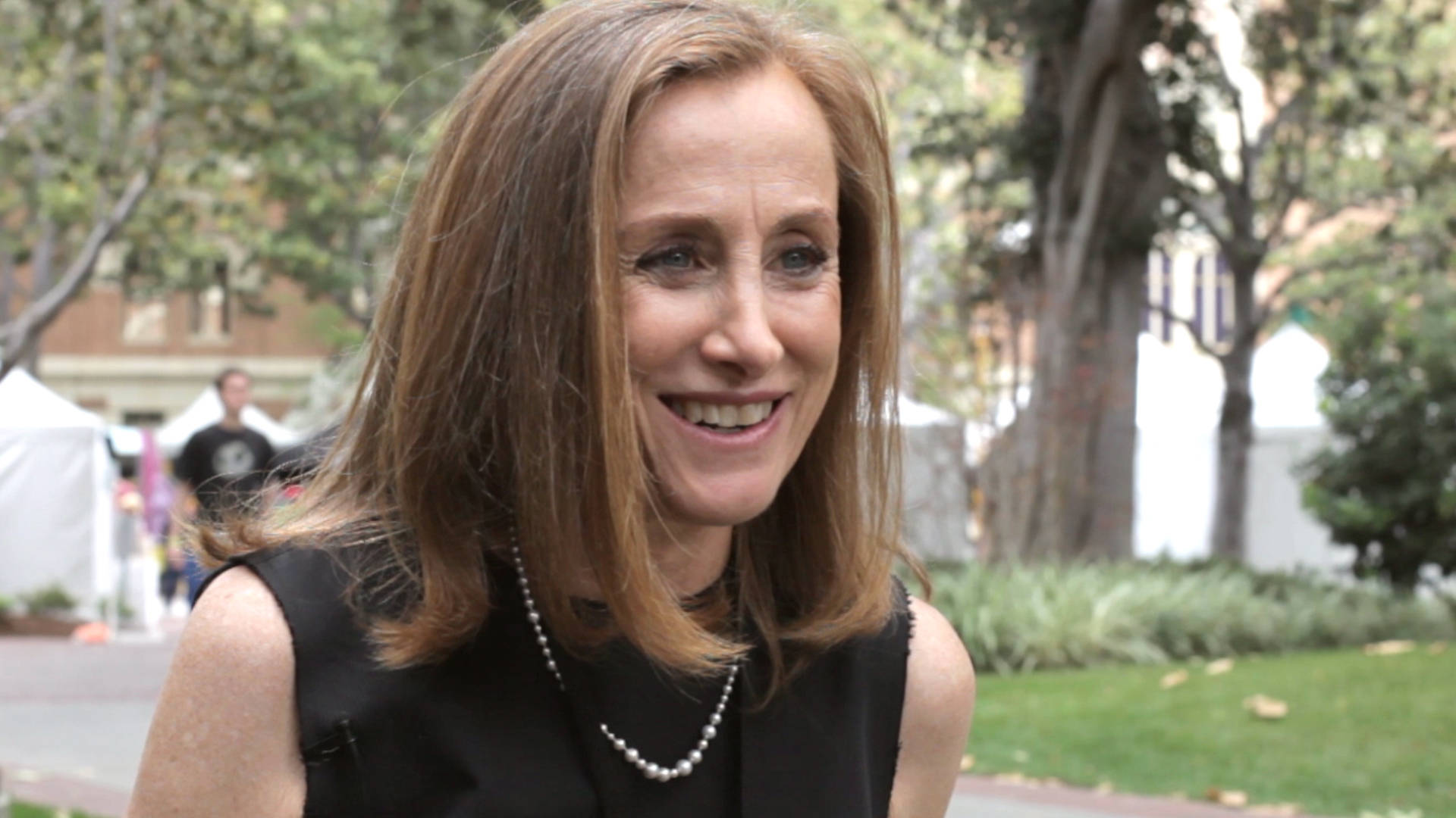 Mona Simpson 1920 X 1080 Wallpaper