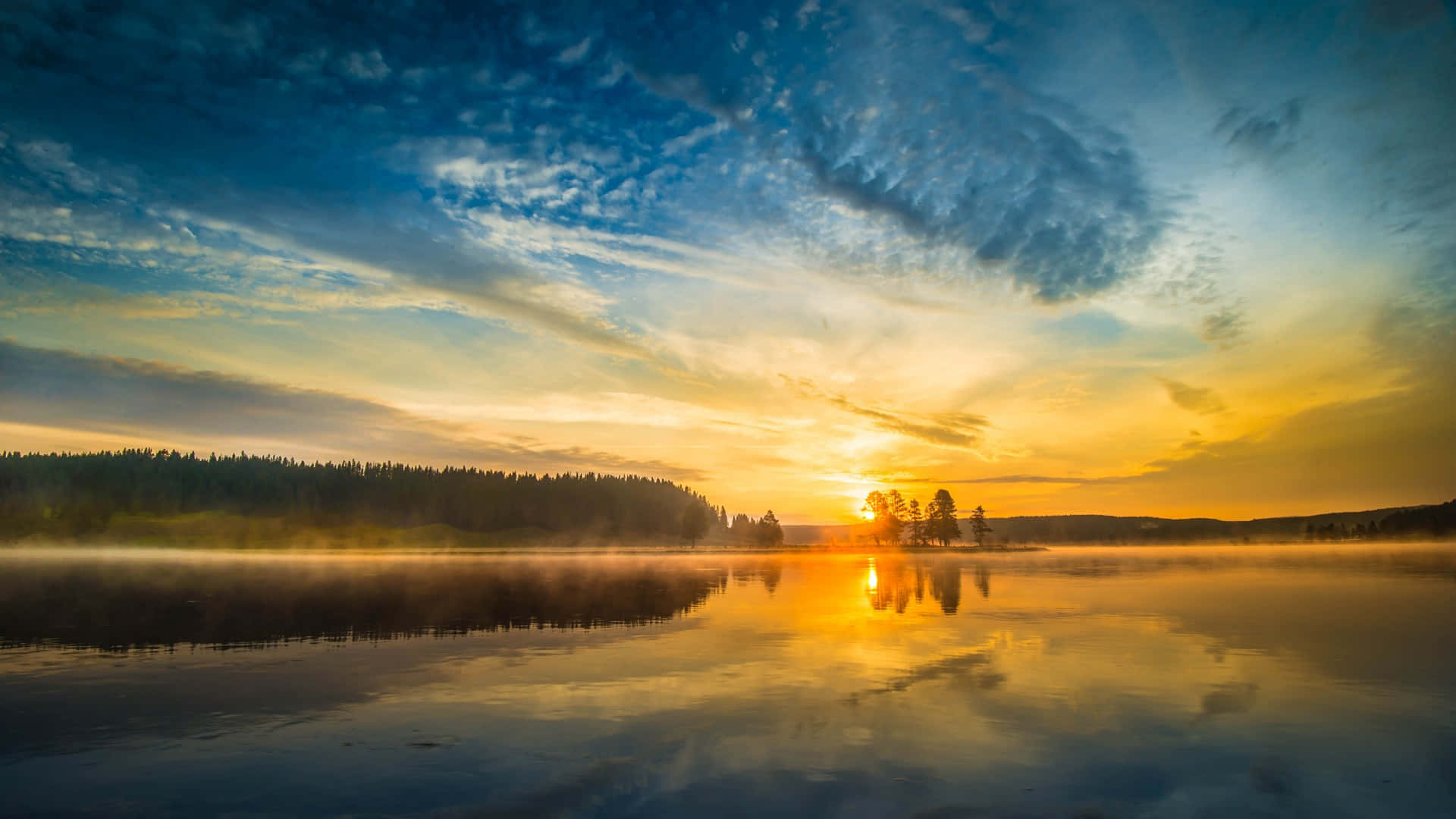 Yellowstone Sunrise Over The Lake Background